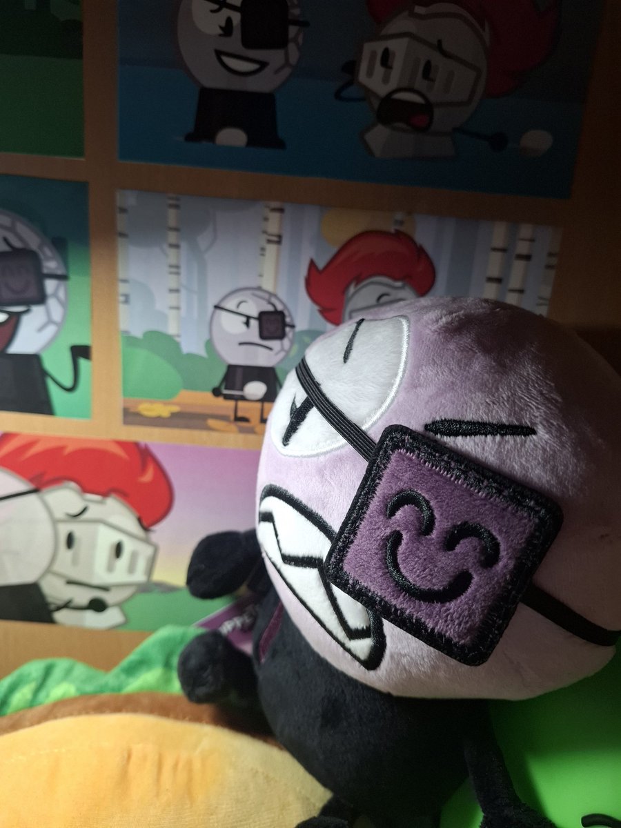 foldthing's tweet photo. SHES HERE BUT I DIDNT EXPECT HER TO BE AS SMALL AAAHHH

#ppt2 #paperpuppets #osc https://t.co/d25KRJHvOo