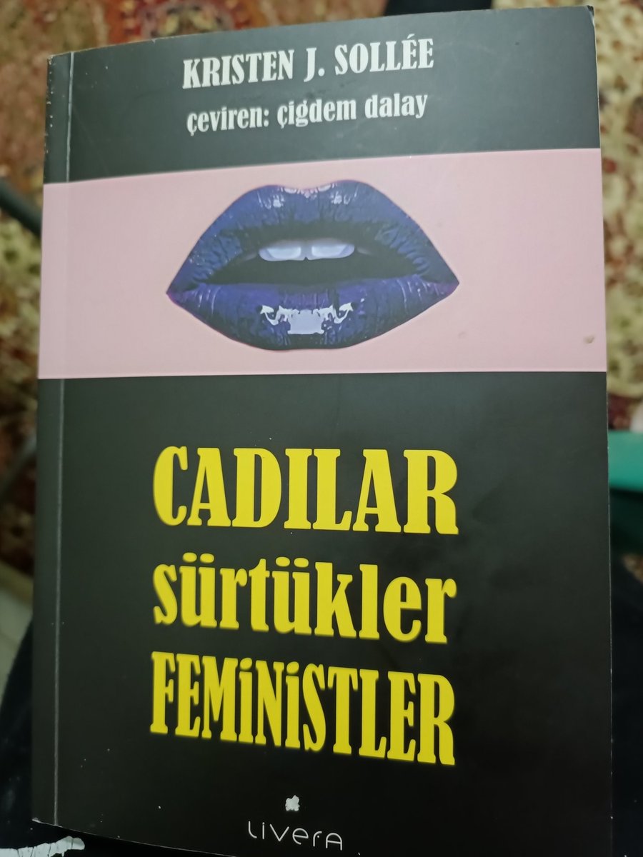 Cadılar, Sürtükler, Feministler (14)
Kristen J. Sollee 
Çeviren: Çiğdem Dalay
<a href="/LiveraYayinevi/">Livera Yayınevi</a>