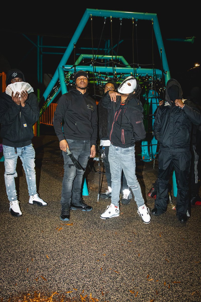 GbgPorter's tweet photo. Shit UNDERSTOOD🫡🩸💯 #DBLOCK #StillAround🔥 #Gp30🦅 #NLMB🩸 https://t.co/YeIzoHdFZG