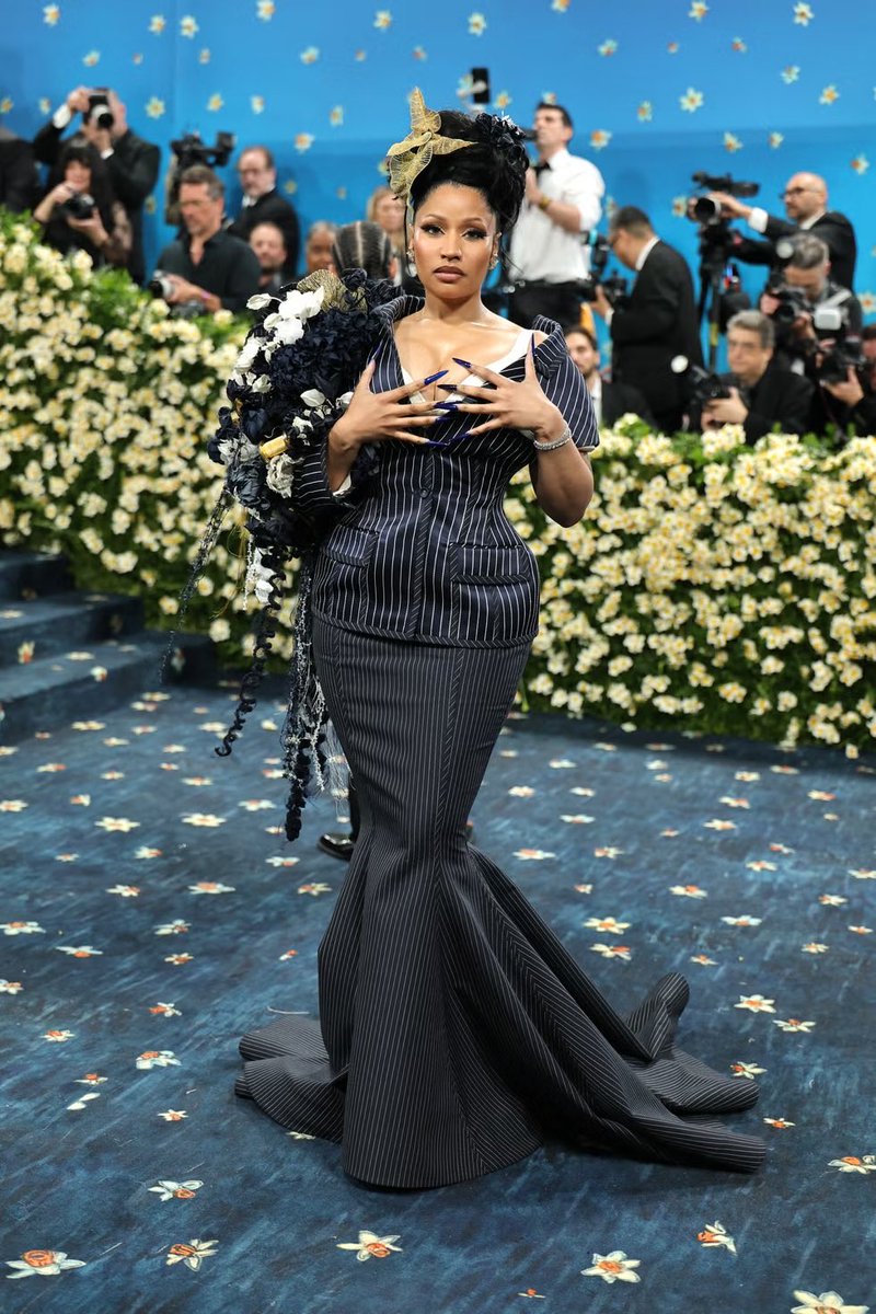 𝗙𝗔🅱️𝗜𝗢ᴺᴹ tweet media