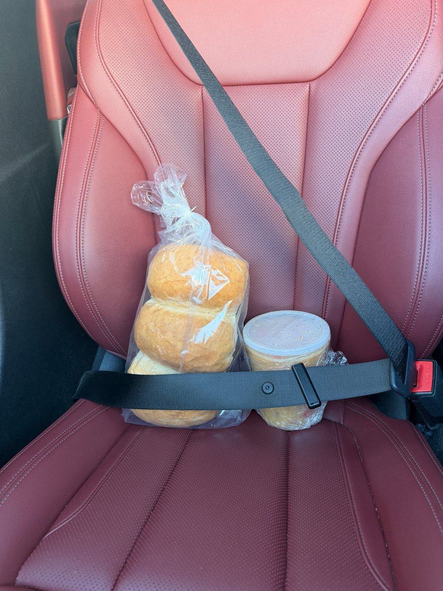 Wanda Clarke ✈️🇨🇦 tweet media