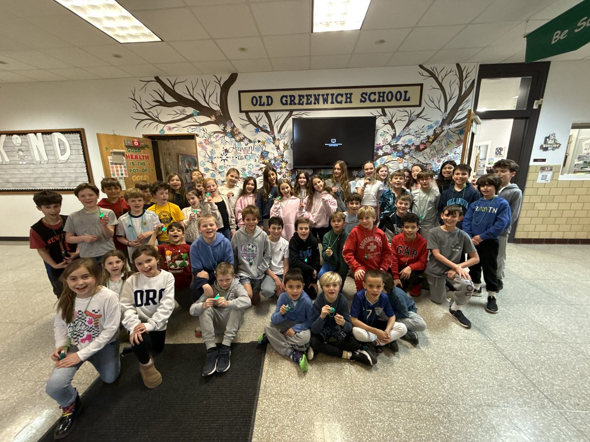 OG870Leaders's tweet image. March Math Madness at OG! Shoutout to these kids including the 4 - second graders who mastered ALL of their facts through mult. and div. They all earned the coveted Green Light necklaces! @ExploreLearning #ReflexMath @MJDAmico_GPS @GPSDistrict @DrJones_GPS @GreenwichPSMath