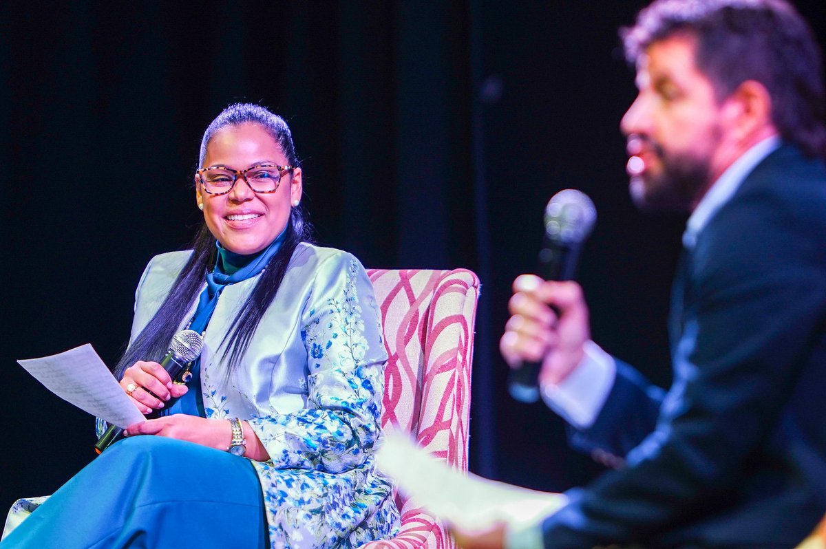 Embajada de Colombia en El Salvador tweet media