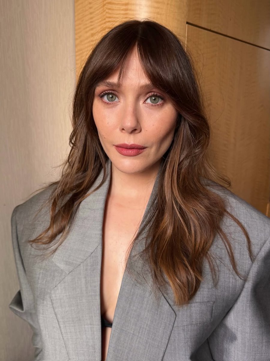 Elizabeth Olsen Nation tweet media