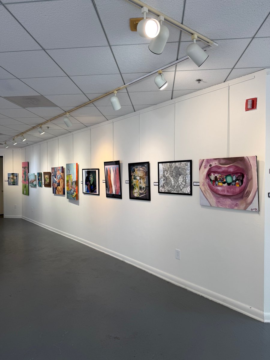 BethesdaUP's tweet photo. Gallery B presents “Friends of the Yellow Barn Studio Annual High School Art Show” opening March 6. The juried exhibition will feature original artwork from high school students around the DMV.  Gallery Hours: March 6-March 29; Fridays-Sundays, 12-5 PM https://t.co/H9p0av7zgB https://t.co/bR4VNr5uEe