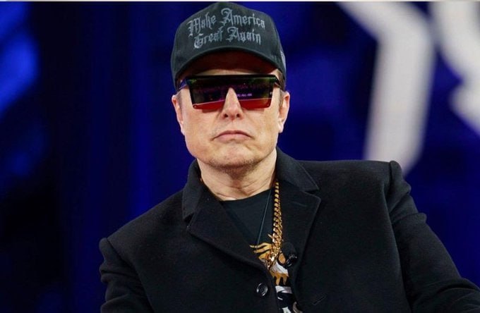 🚨BREAKING: DOGE just announced their plan to bring back TRILLIONS of dollars stolen by corrupt politicians!

Do you support seizing assets from corrupt officials?

Yes or No?

IF Yes, Give me a THUMBS-UP👍!