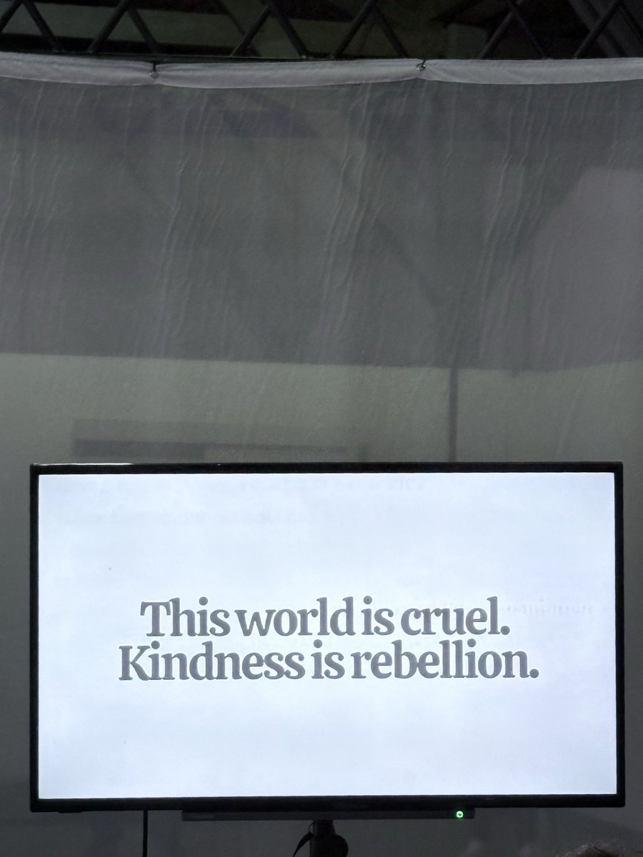 tundra_greentea's tweet photo. A/V installation about Quinta do Mocho’s systematic evictions + reminder from SAD (Porto-based support network for domestic abuse survivors, working closely with Logos Circle Porto)

Among many worthy blockchain applications beyond crypto @Logos_network Parallel Society Festival https://t.co/VYq1gWlQaB