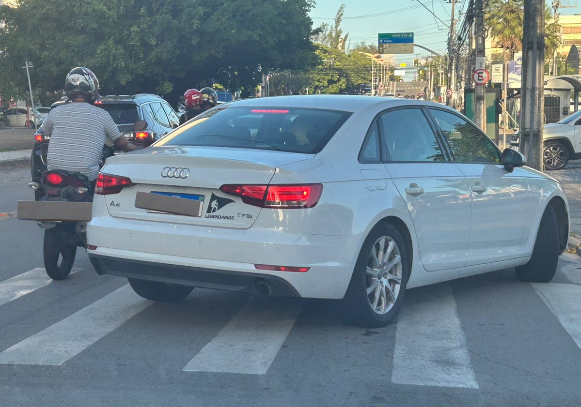 eitaporradocacete tweet media