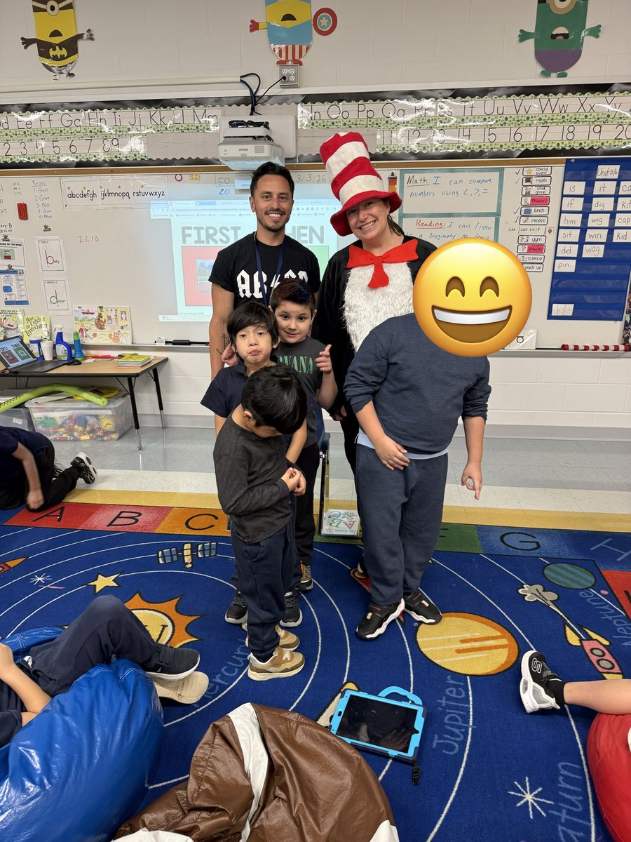 Richardella_FLC's tweet photo. Read Across America Week! https://t.co/34Xm5VR9lp