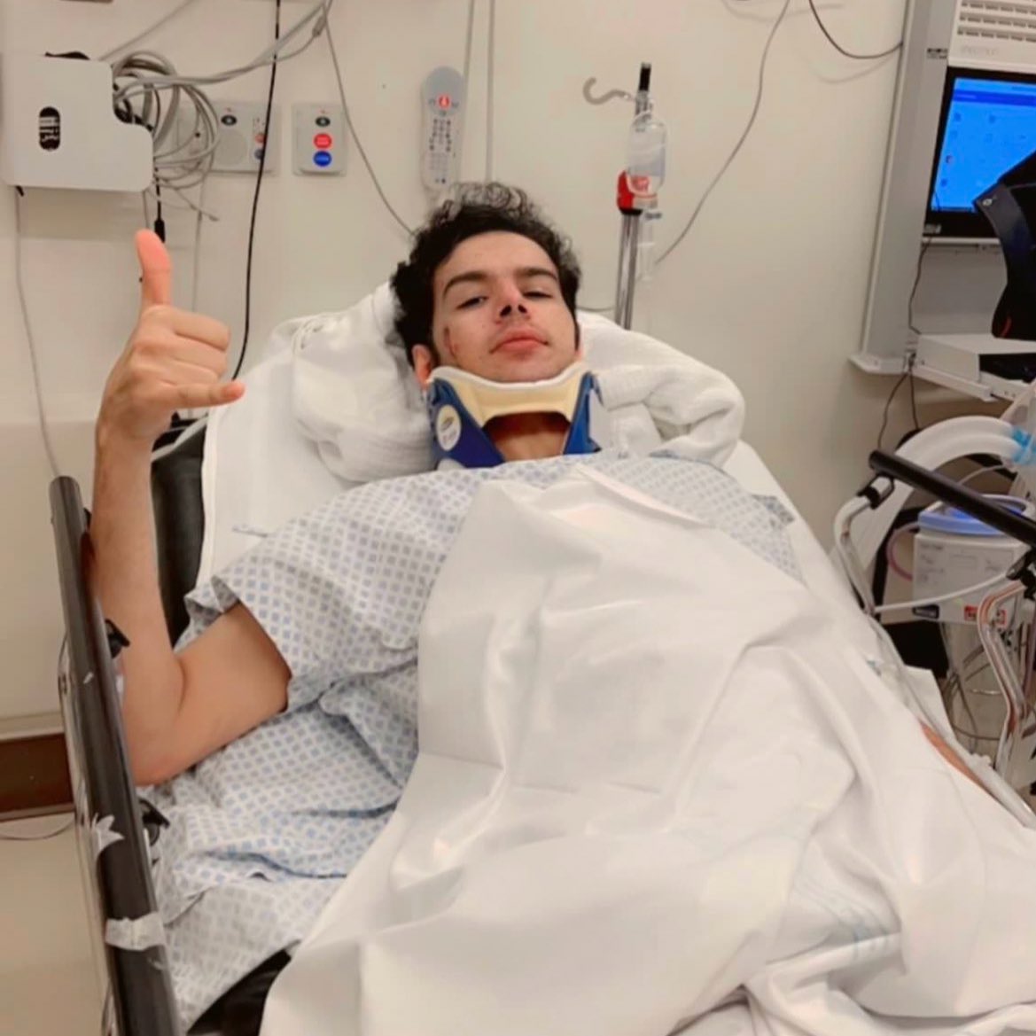 عزف الحروف 🎼 tweet media