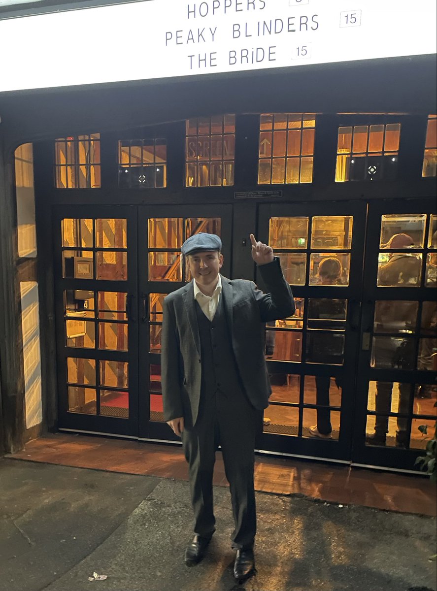 OnlyFoolsandHorsesPodcast tweet media