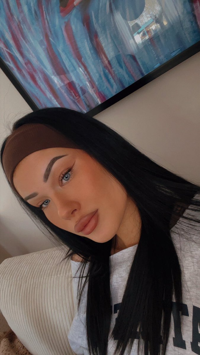 Hej632371458532's tweet image. Any Swedish sugardaddy there? 
#sugardaddywanted #Swedish #pappa #sockerpappa #daddy