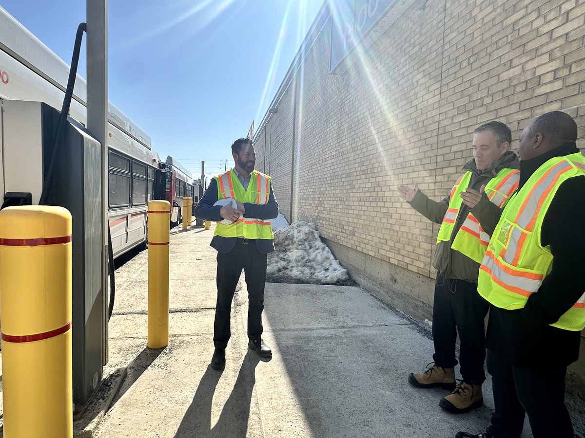 Rawlson King tweet media