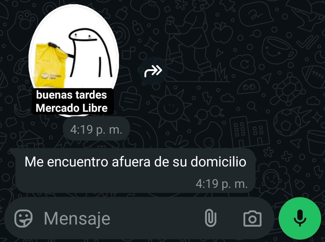 En_jupiter_'s tweet photo. El repartidor de Mercado Libre https://t.co/pTUgV10jl0