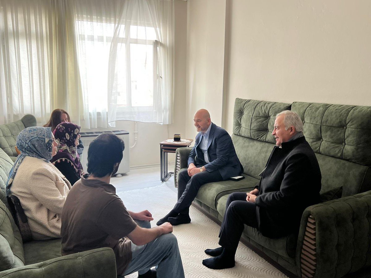 akkadingop's tweet photo. Önceki dönem İçişleri Bakanımız  Süleyman Soylu ile birlikte Fevziçakmak Mahallemizde Tan, Demir, Süren, Yıldız ve Sayan ailelerinin hanelerine misafir olduk.

Nazik misafirperverlikleri ve hoş sohbetleri için kendilerine teşekkür ediyoruz.

#BirOlmakRuhumuzdaVar https://t.co/8cUT63m9ZA