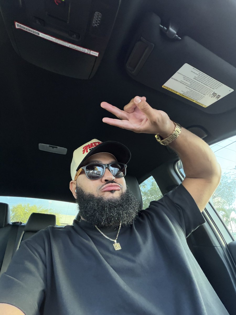 Conoelf00's tweet photo. This thing called life been kinda going alright …. ❤️ https://t.co/6V3Pq0nfdJ