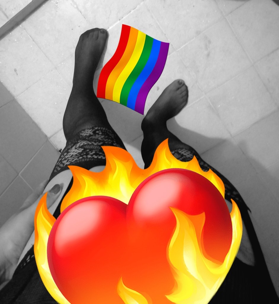 un femboy UwU tweet media