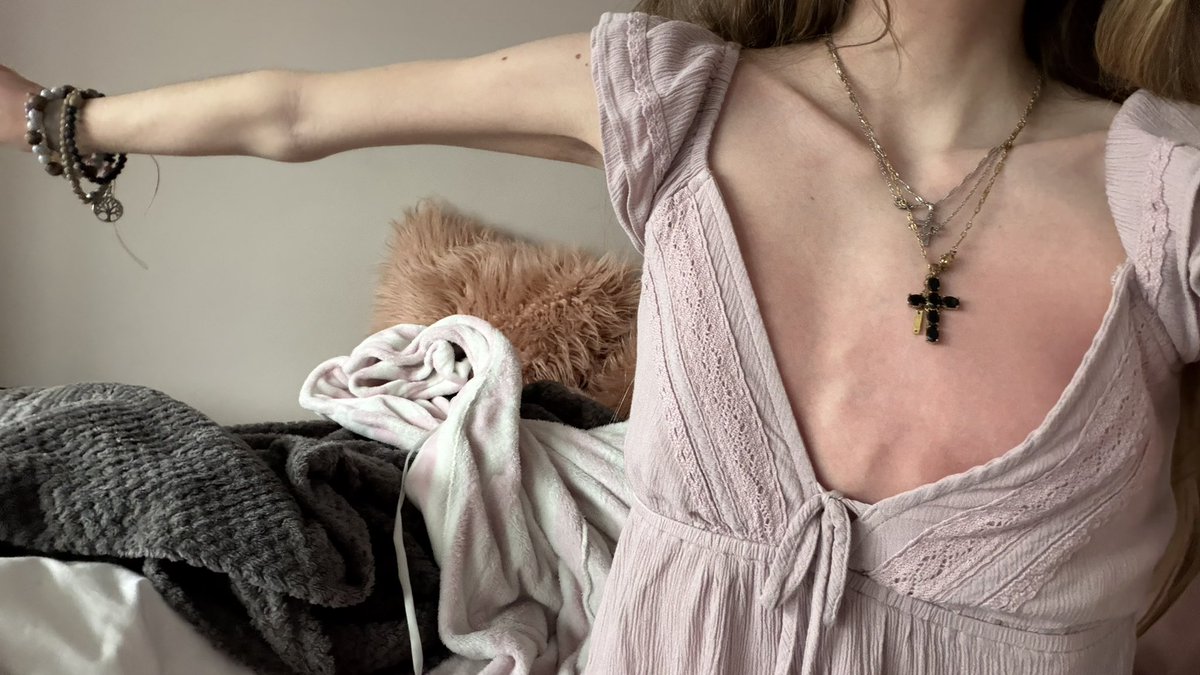 isla ౨ৎ ⊹ tweet media