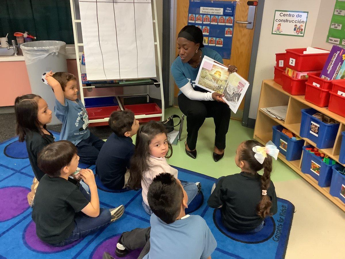 PierceECPandas's tweet photo. Pandas had a great time with the United Way Reading Day volunteers! @PierceECPandas truly appreciates the volunteers’ willingness to come to our school and read to our students. Thank you for making reading so special for our kids! @UnitedWayDallas @IrvingLibraries https://t.co/msnOv7AAp9
