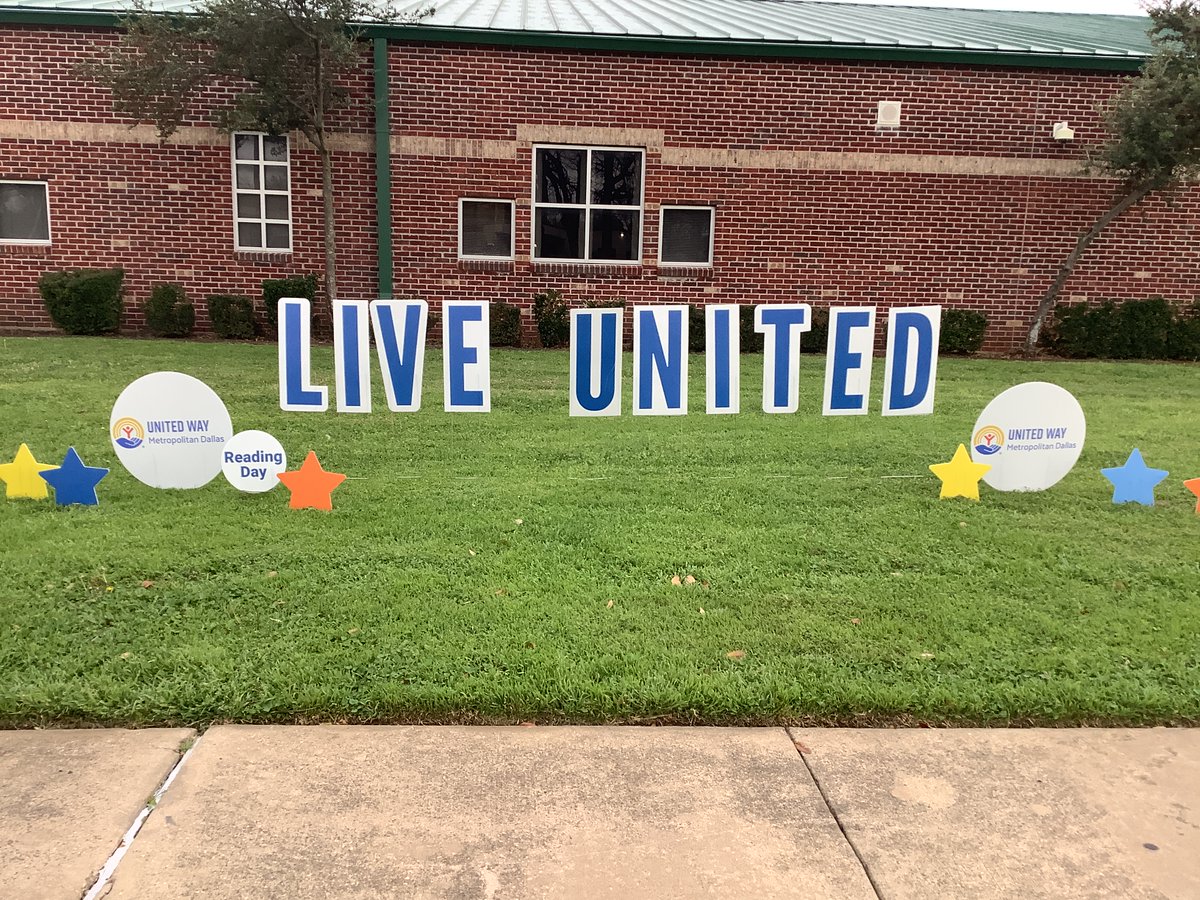 PierceECPandas's tweet photo. Pandas had a great time with the United Way Reading Day volunteers! @PierceECPandas truly appreciates the volunteers’ willingness to come to our school and read to our students. Thank you for making reading so special for our kids! @UnitedWayDallas @IrvingLibraries https://t.co/msnOv7AAp9