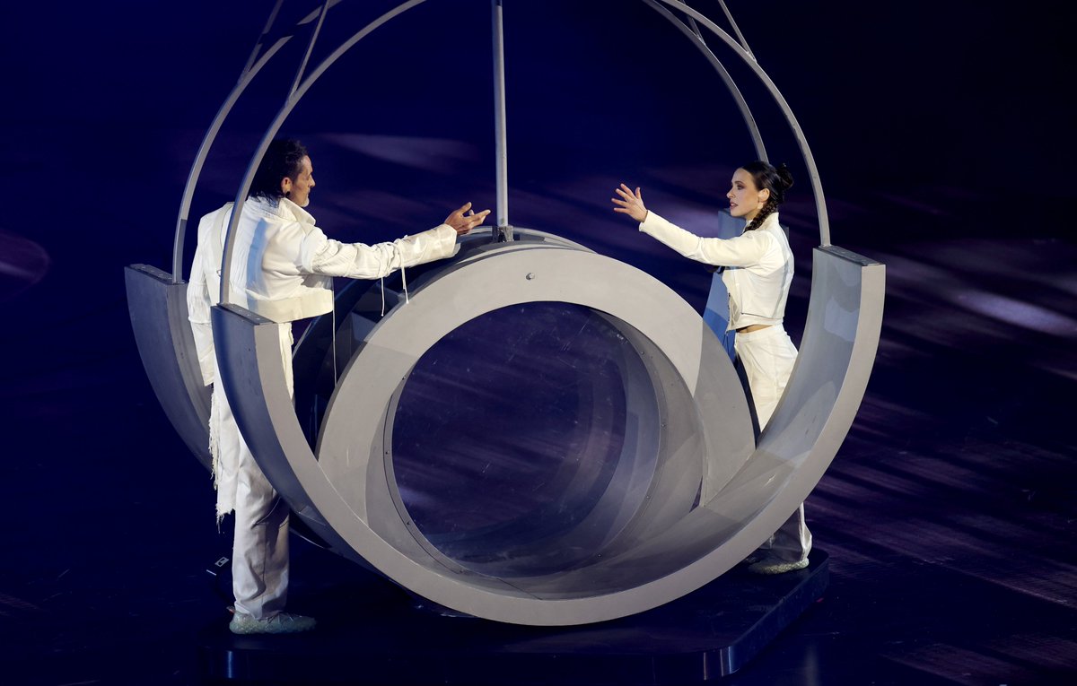 milanocortina26's tweet image. Verona.
Love.
Romeo &amp;amp; Juliet.

Quanta bellezza

#MilanoCortina2026 #Paralympics #OpeningCeremony #SaveTheBestForLast