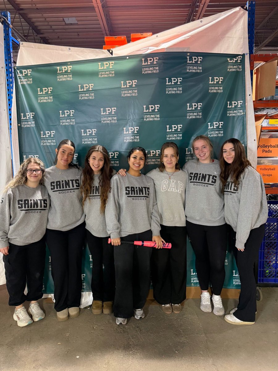 dyouvillewsoc's tweet photo. #NeverRefuseToServe ⚽️

We spent some time helping at the LPF warehouse today!

LPF collects new and gently-used sports equipment and redistributes it to expand access and equity within youth sports and recreation programs in under-resourced communities.

Thank you for having us! https://t.co/TZcyVlf1H7