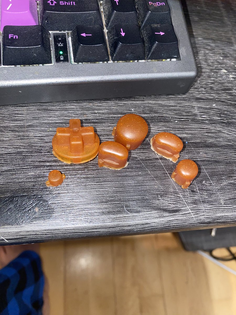 LloydTheHuman tweet media