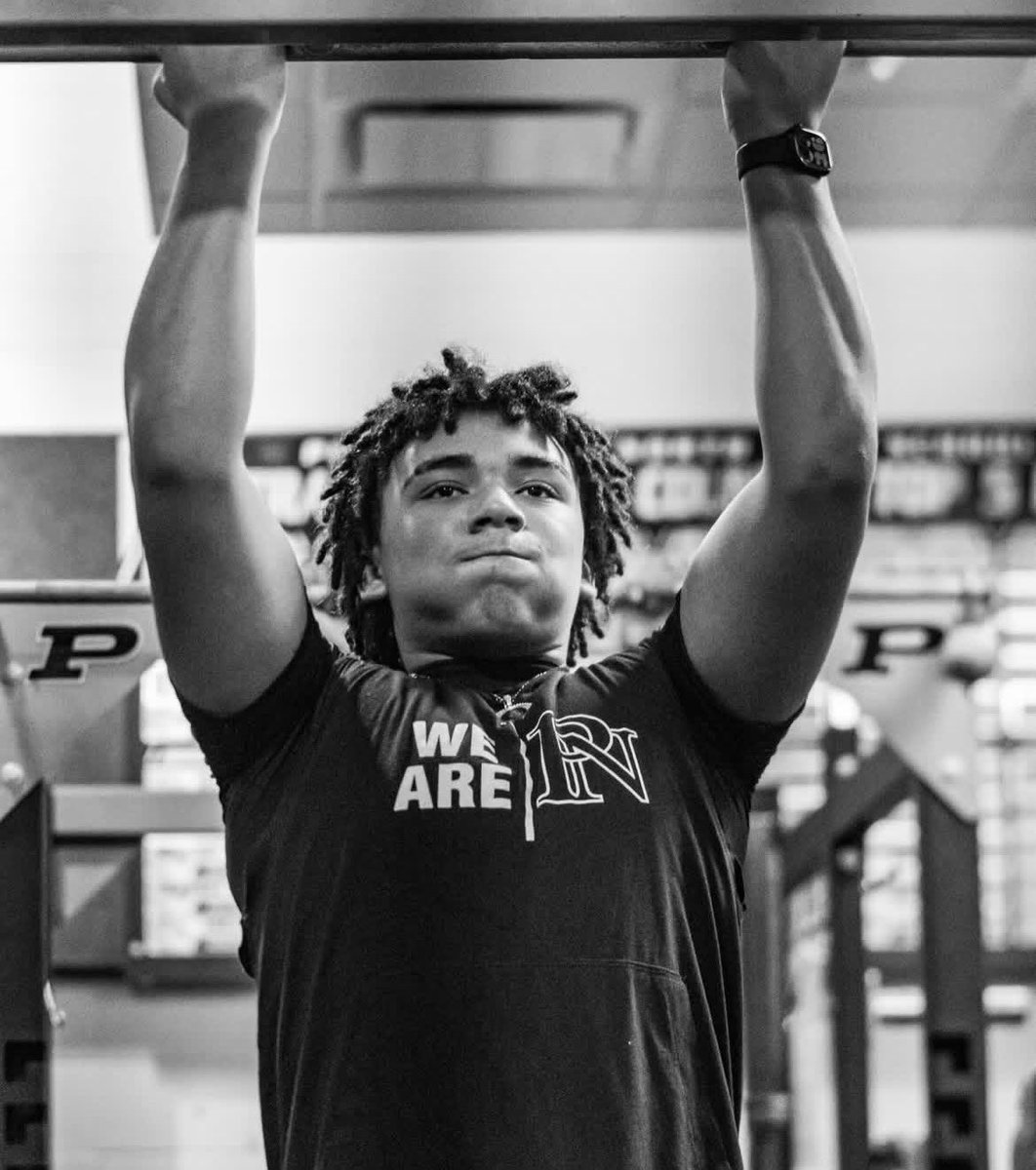 pnfootball's tweet photo. Rise &amp; Grind. 

#WeArePN #TheGoldStandard https://t.co/wC5BPbxVni