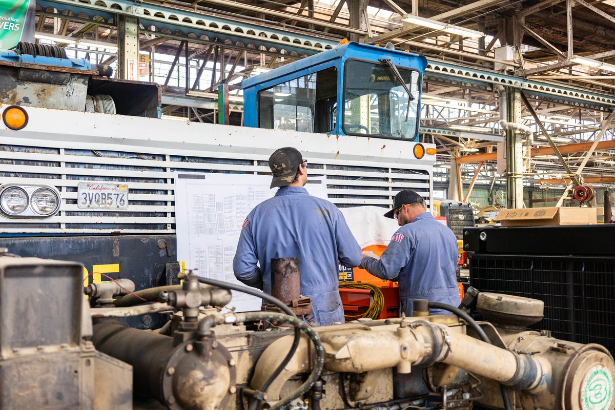 PetersonCat's tweet image. Doing the work 💪 👊

#PetersonCat #ConstructionEquipment #HeavyMachinery #HeavyConstruction #CatYellow #LetsDoTheWork #CaterpillarConstruction