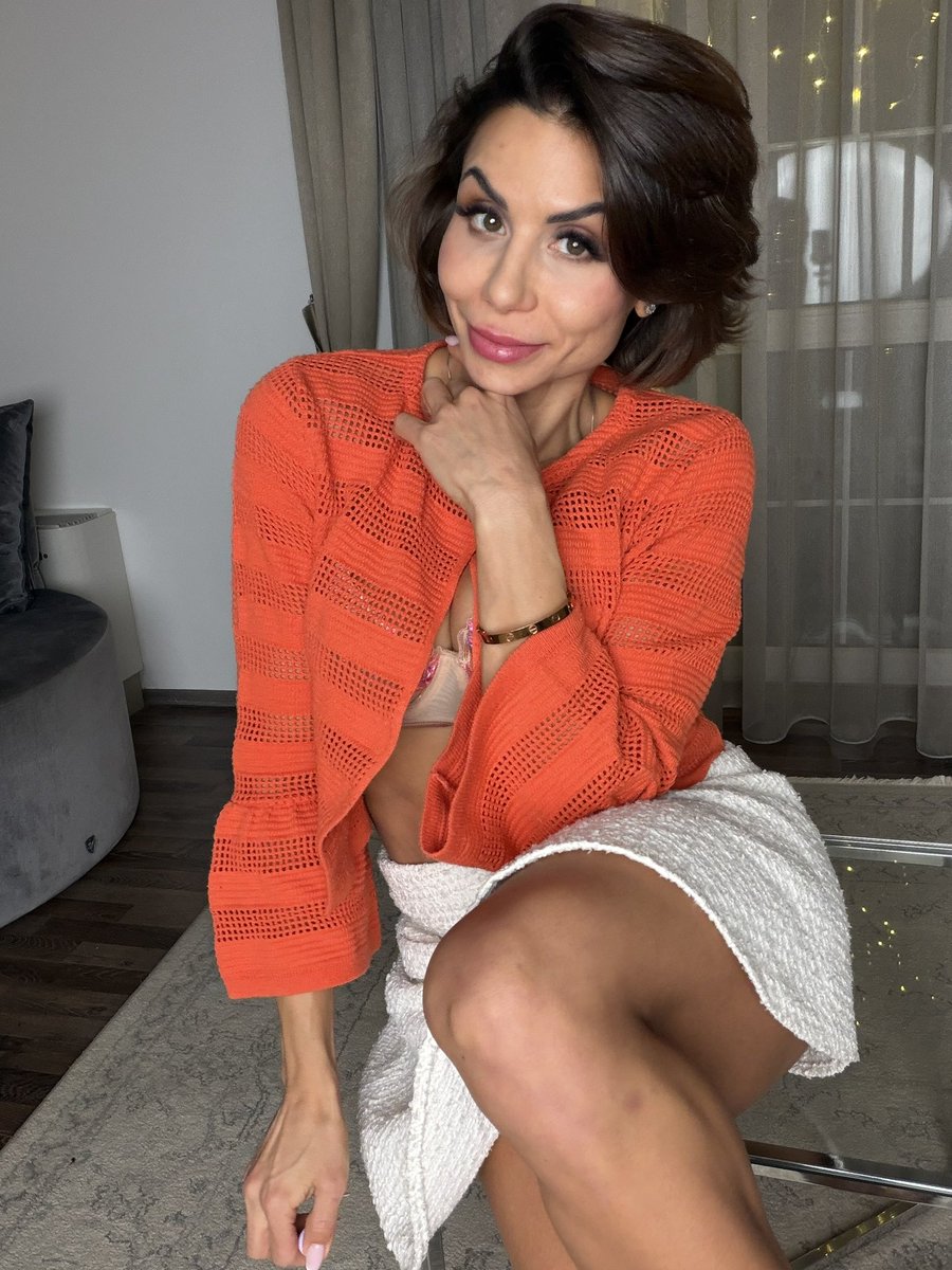 Paula Kai tweet media