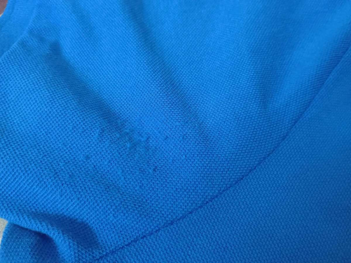 kr_a_nkit's tweet photo. @flipkartsupport 
Purchased a @benetton_india T-shirt from @Flipkart. After just one wear it developed lint, and the color started bleeding even in cold water. Very disappointing quality. Please look into this.
Product: https://t.co/hskWIqHMRE https://t.co/fP890G0bsY