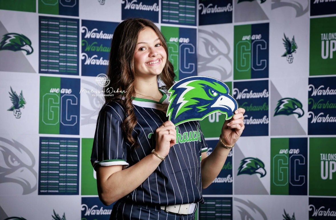 GCHSSOFTBA63195's tweet photo. Warhawks Media Day!  🥎📸 https://t.co/F8S3oNvGnJ
