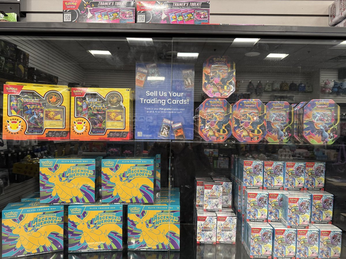 TeamPokeColors tweet media