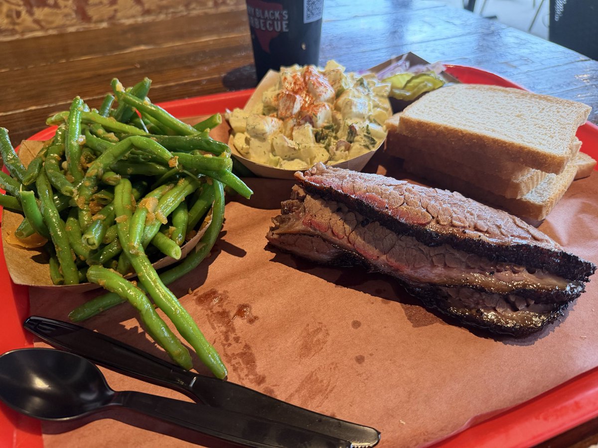 Sara Hooker tweet media