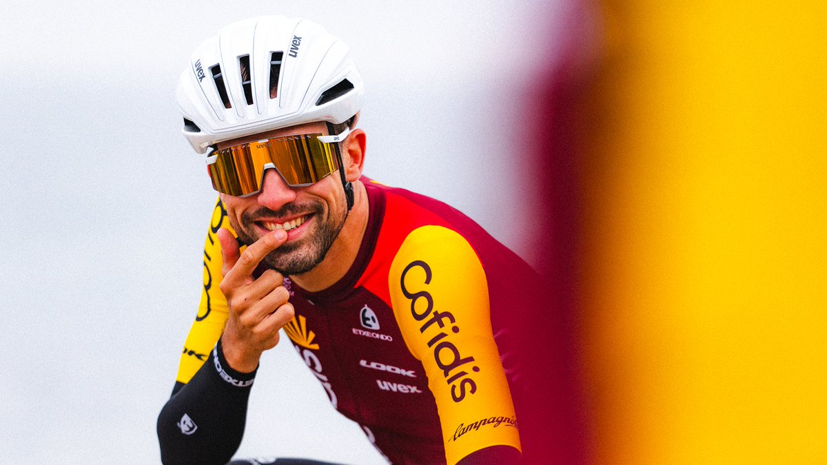 LOOK Cycle tweet media