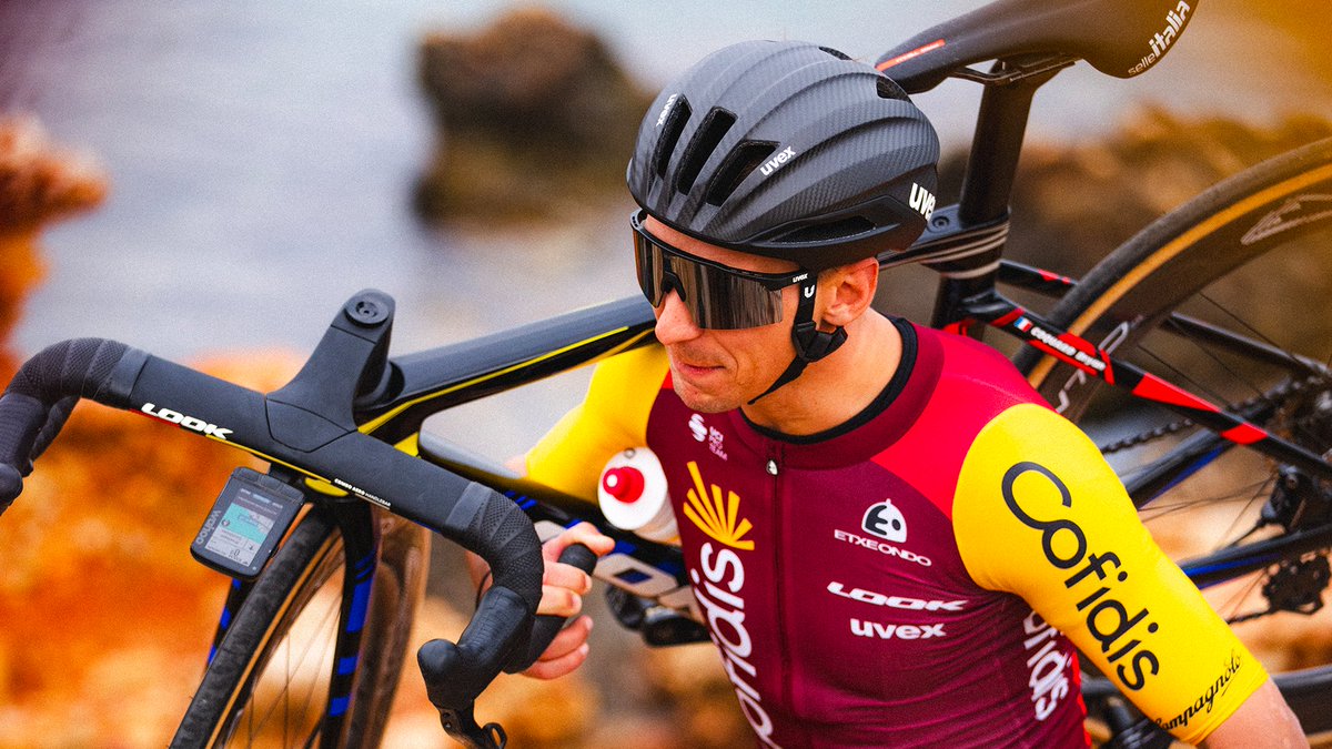 LOOK Cycle tweet media