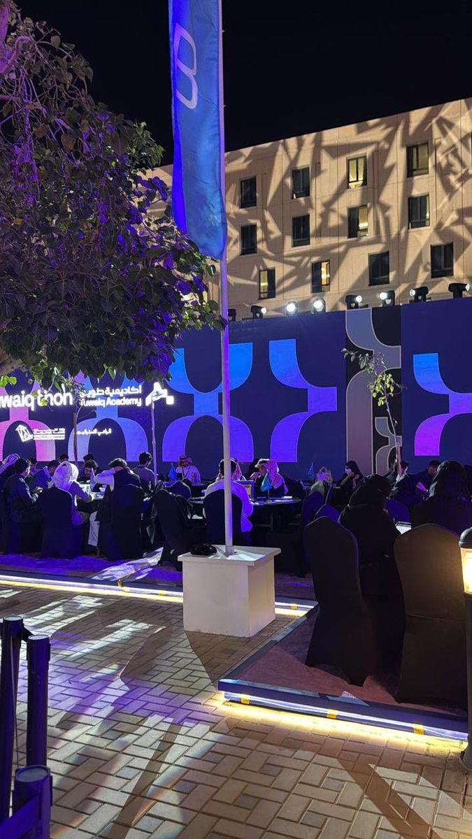 عمادة شؤون الطلاب tweet media