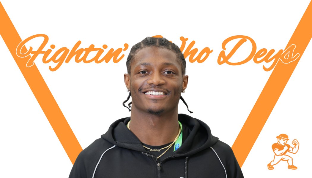 TheLOG2019's tweet photo. 1.01 - RB Jeremiyah Love
1.02 - WR Carnell Tate
1.03 - QB Fernando Mendoza
1.04 - WR Jordyn Tyson https://t.co/vU3gBpBfHi