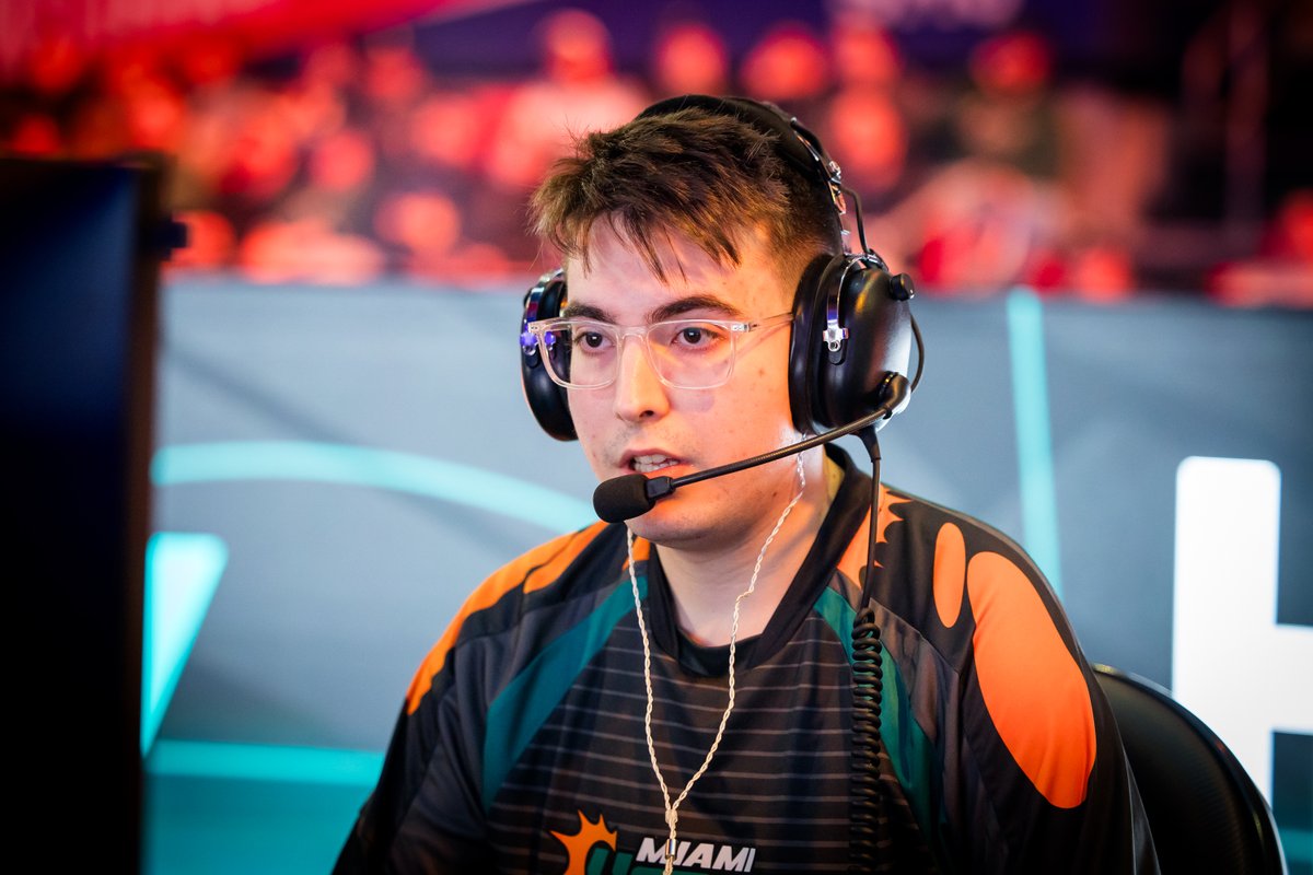 CODLeague's tweet photo. Map set locked.

@G2CDL vs @MiamiHeretics to close out Day 1 🔜

📍 Scar HP
💥 Raid Search
⚠️ Scar Overload
📍 Exposure HP
💥 Scar Search https://t.co/FCvodBH6Tm