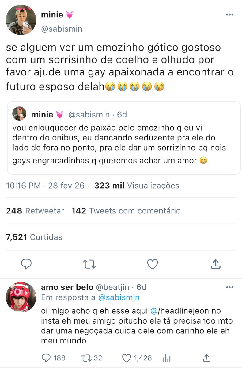 jminieblue's tweet photo. #jikookau — concluída. 🖤

onde jimin dança no ponto de ônibus só pra arrancar um sorriso do garoto emo que o observa pela janela do ônibus. 

ou onde jeon jungkook é só um garoto tentando fugir de sentimentos e relacionamentos — até park jimin aparecer e bagunçar tudo. https://t.co/n9gRbsYiza