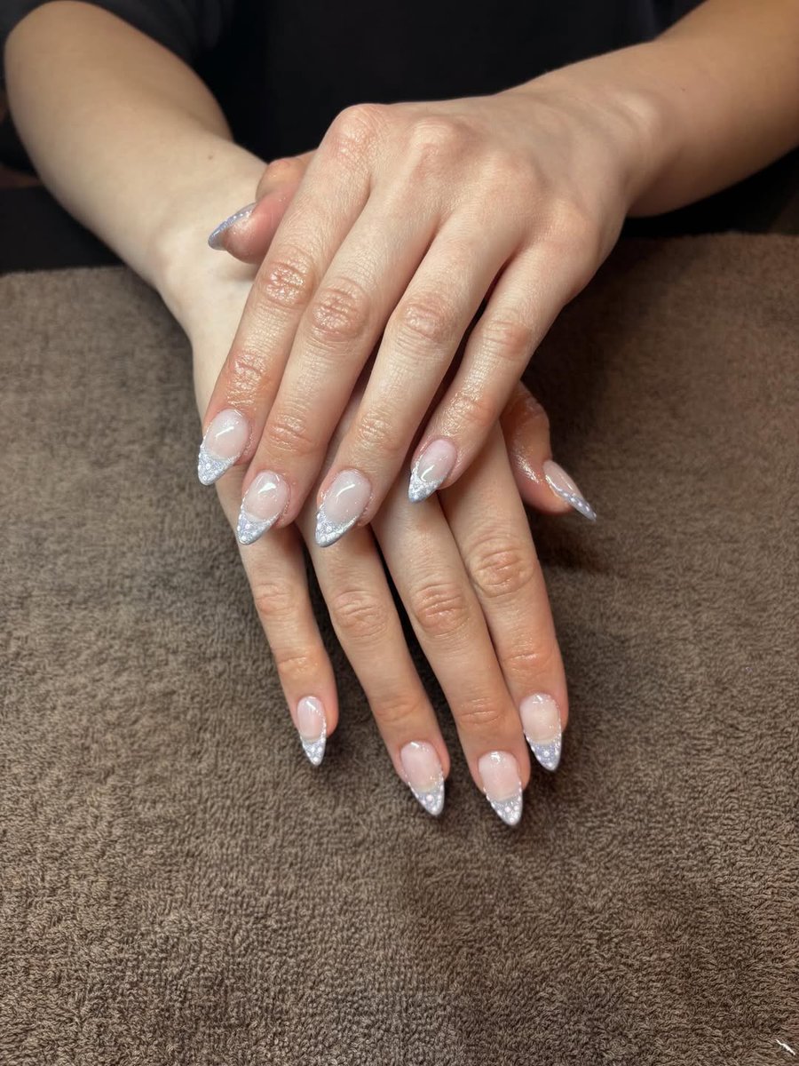 Mitchell's Salon tweet media