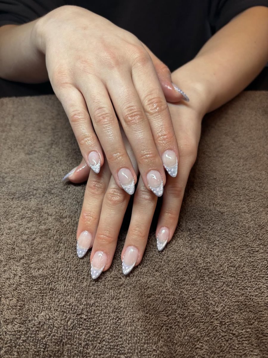 Mitchell's Salon tweet media