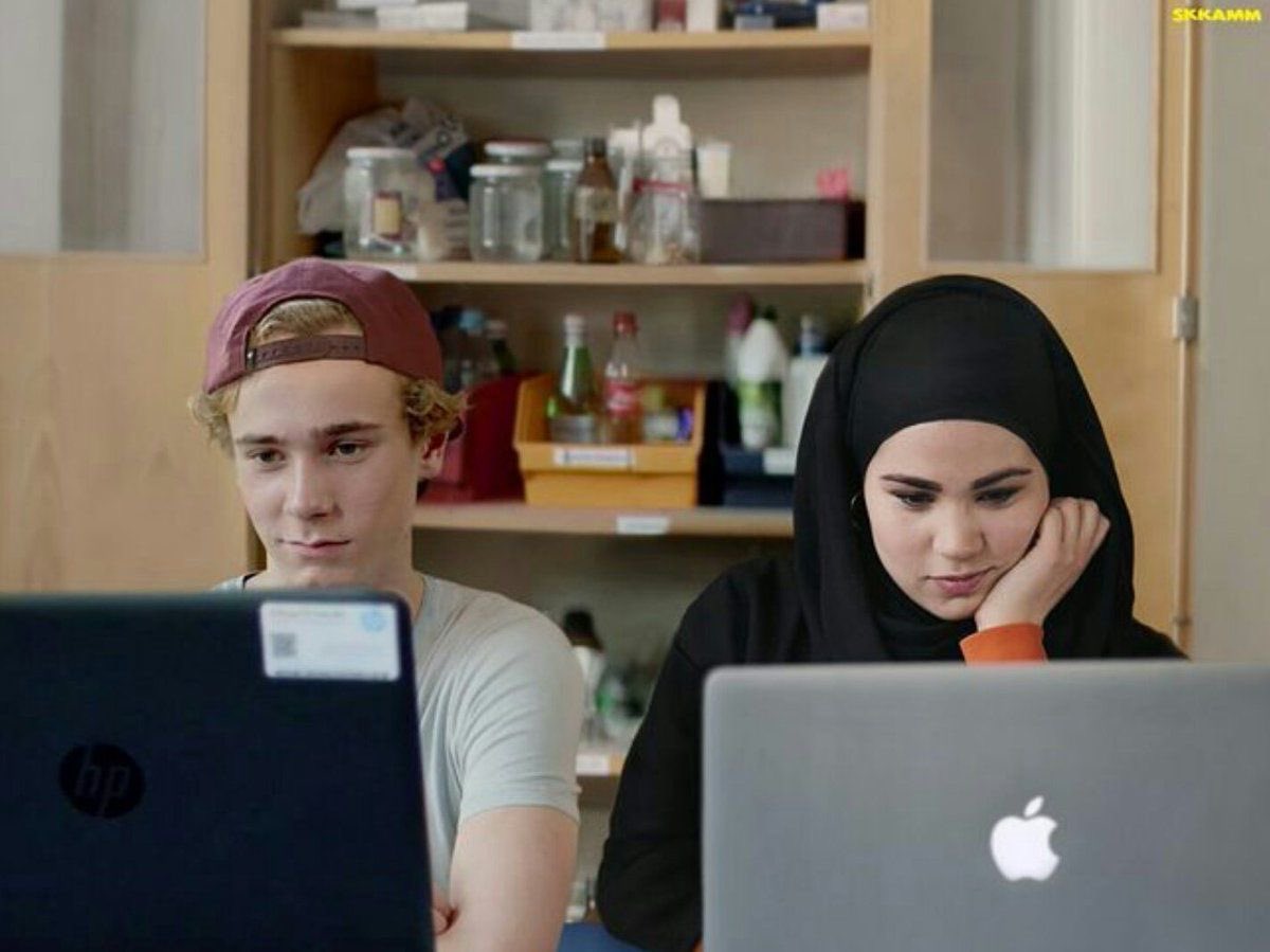 skam season 4 is INSANE and a masterpiece. the insightful conversations between characters showing two sides of the same coin, the chemistry between sana and yousef, without needing to kiss to demonstrate the building of their love, the friendships. it’s peak television