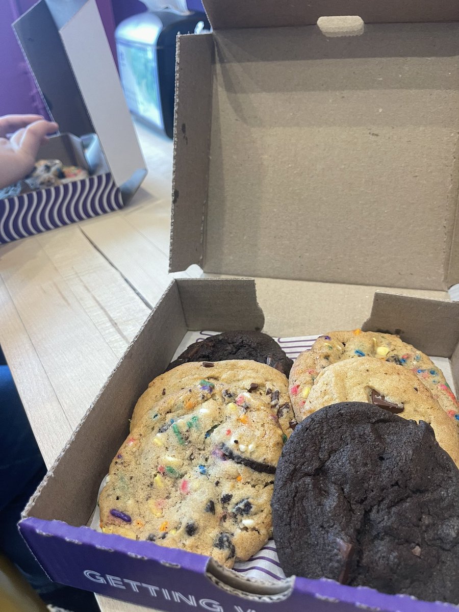 kait 🩷🎀 tweet media