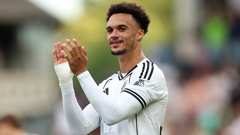 Man United eyeing up move for Antonee Robinson Man United eyeing up move for Antonee Robinson