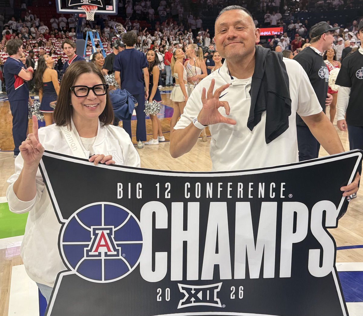 Thrilled that our academic champion staff Andy Salgado and Mary Hartman were on the court celebrating our Big 12 Men’s Basketball Champions on Monday night!! 🏀💙🐻⬇️ #CATSAcademics