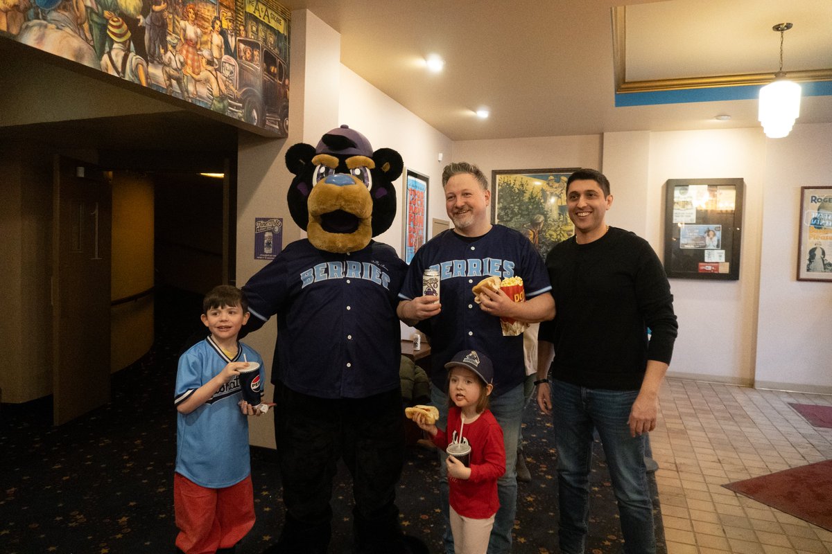 Saskatoon Berries tweet media