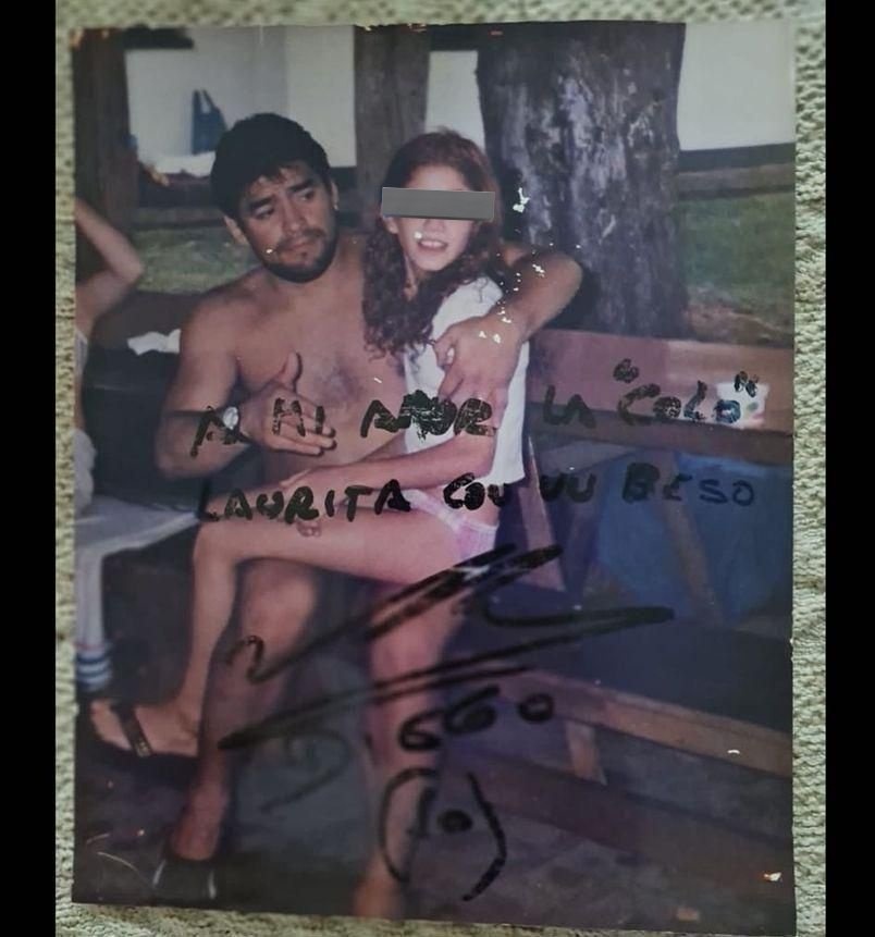 Lali Depósito se puso una camiseta para homenajear a Maradona☠️

Habrá visto las fotos de los viajes de Maradona a Cuba???