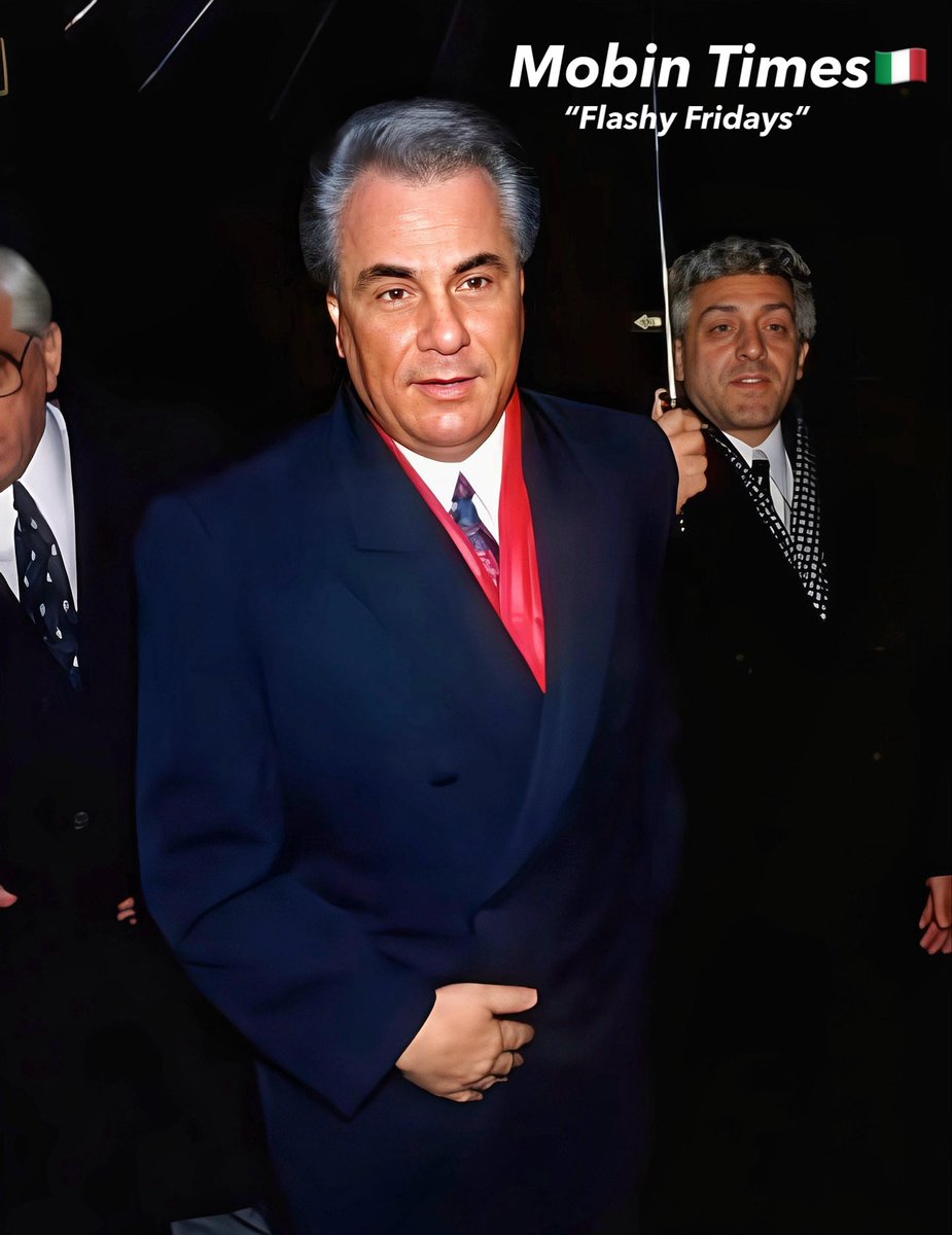 MobinTimes's tweet photo. Bringing some flash to your Friday with the Dapper Don! #MobinTimes #FlashyFridays #JohnGotti #DapperDon #TeflonDon #Mob #Mafia #Gangster #Wiseguys #Omerta #CosaNostra https://t.co/U2iiT9fsHu
