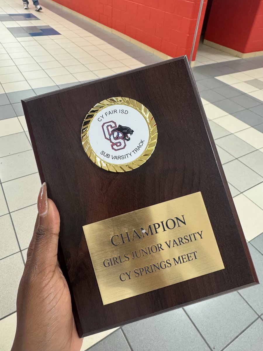 Cy Lakes Track & Field tweet media